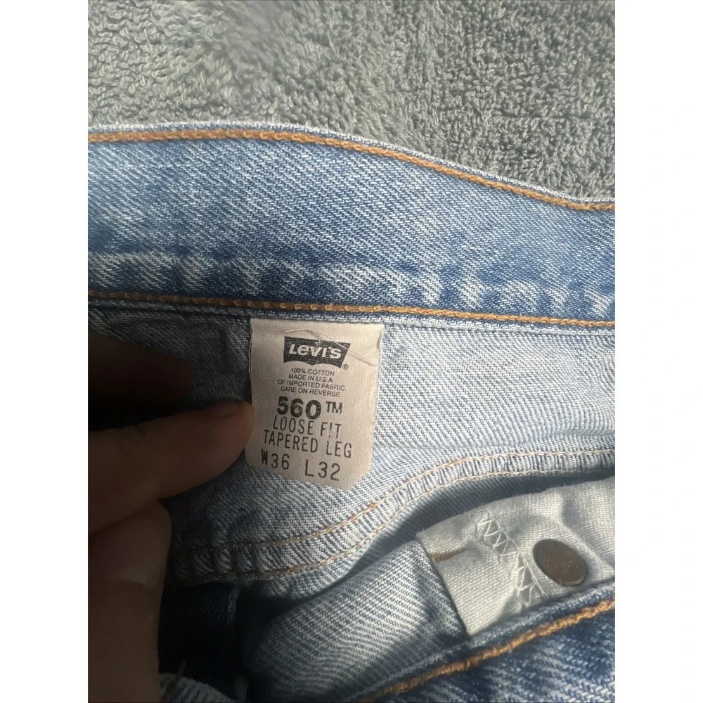 Vintage Levis 560 Jeans Mens 36x32 Loose Tapered Leg Denim Baggy Made in USA 90s